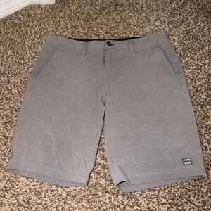 Men’s billabong shorts